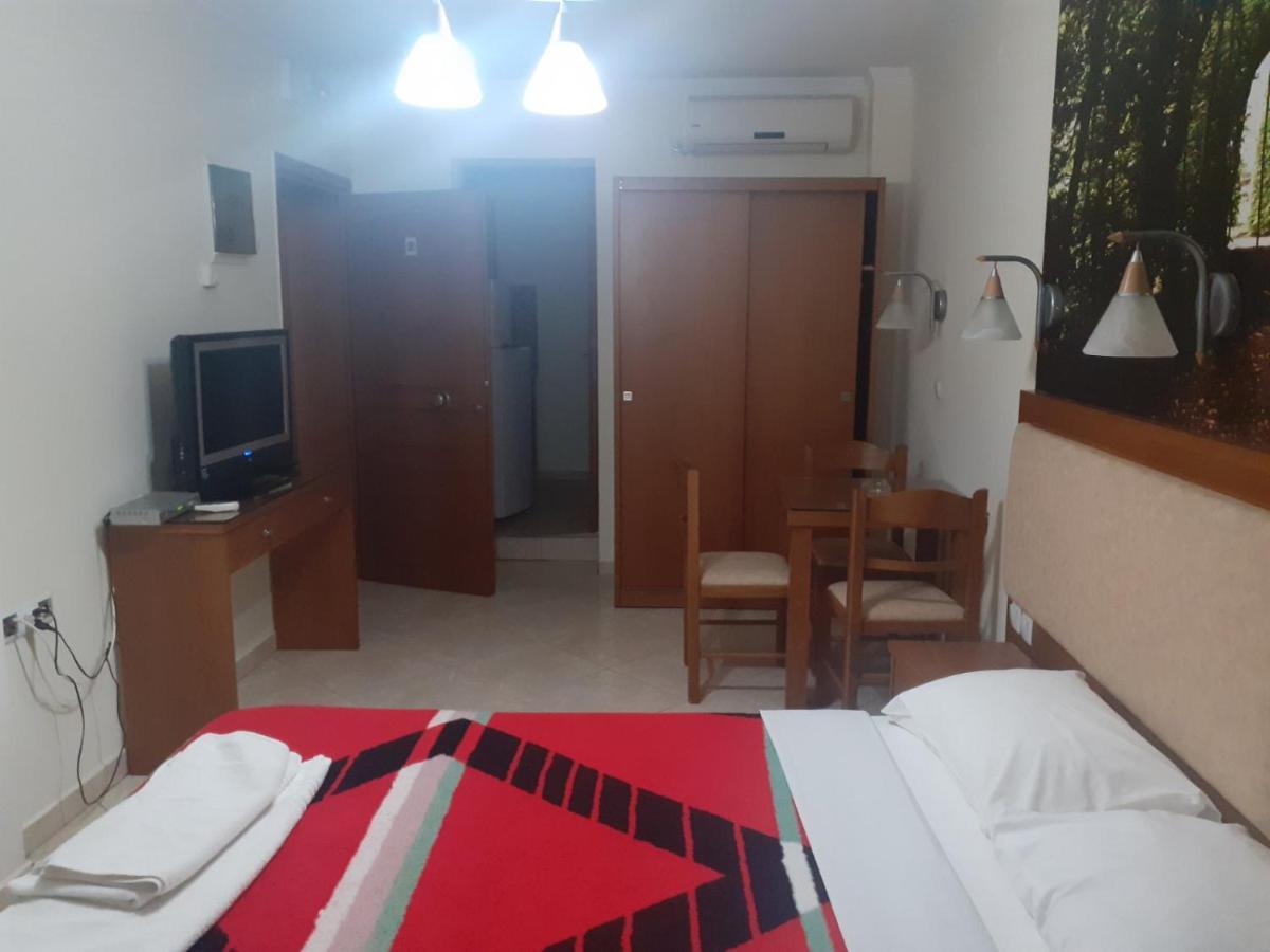 Balkan House Потос Екстериор снимка